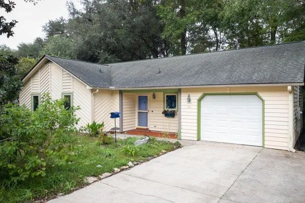 1991 VESTRY DR