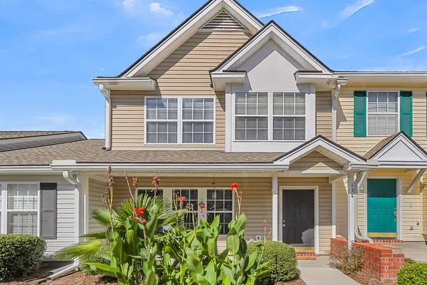 134 HORNBY CIR
