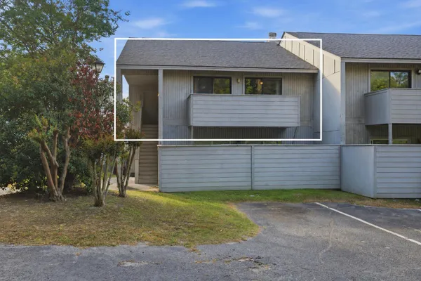 605 WATERWOOD DR