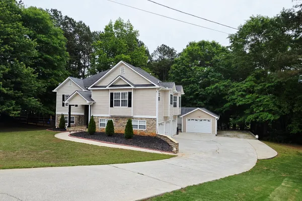 1005 CREEK RUN PL