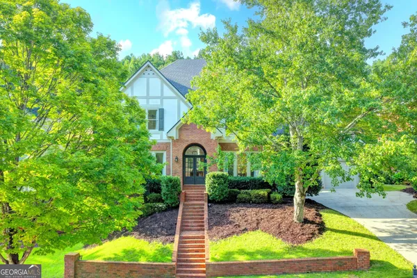 1071 MOORES WALK LN