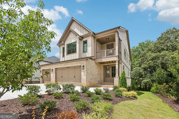 3265 HILLTOP CIR