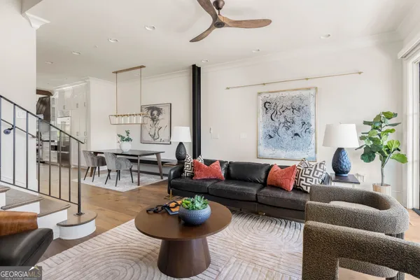 661 AUBURN AVE 14
