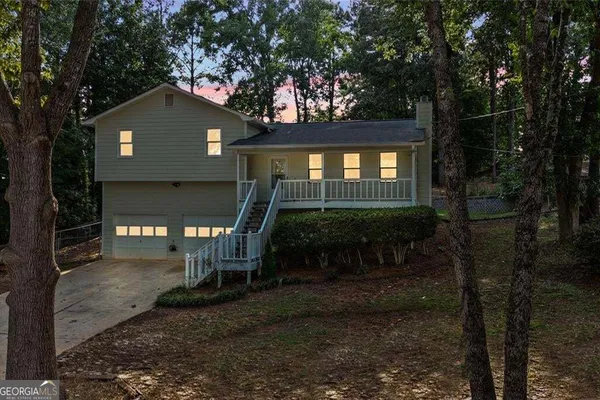 33 DALENA WAY