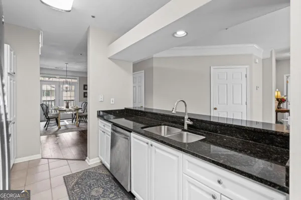 238 EDINBURGH CT 238