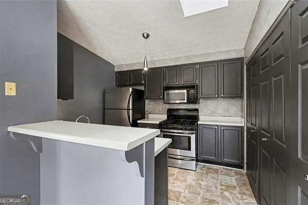 1325 KEYS LAKE DR