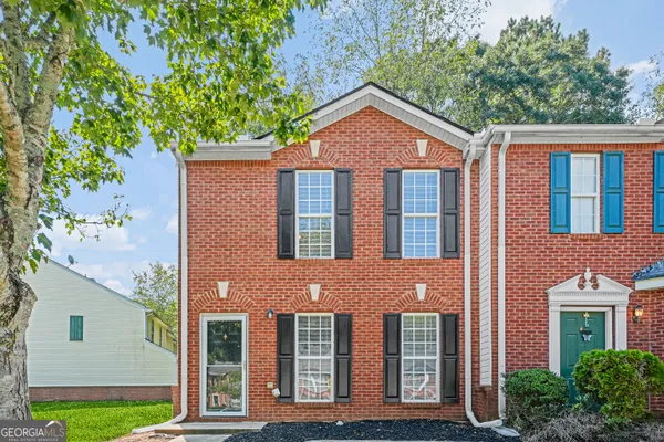 2805 NORFAIR LOOP