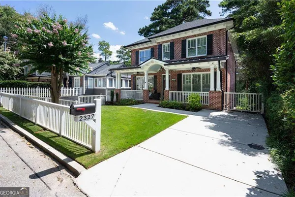 2327 SHENANDOAH AVE