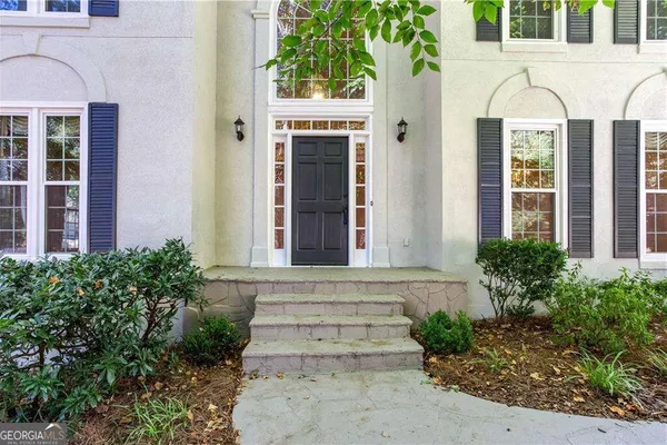 537 DELPHINIUM WAY
