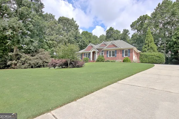 205 HEDGEWICK WAY