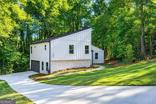 3253 CEDAR BLUFF DR