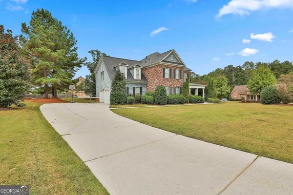 105 DELAMERE PL