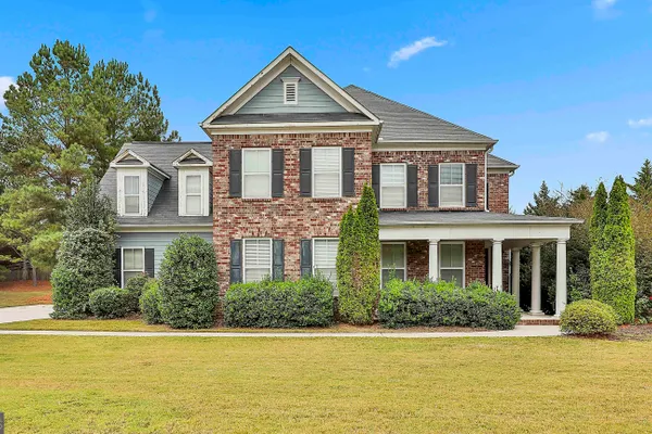 105 DELAMERE PL
