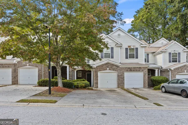125 ELLIS DR