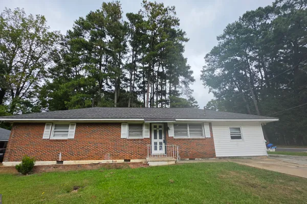 632 PINERIDGE DR