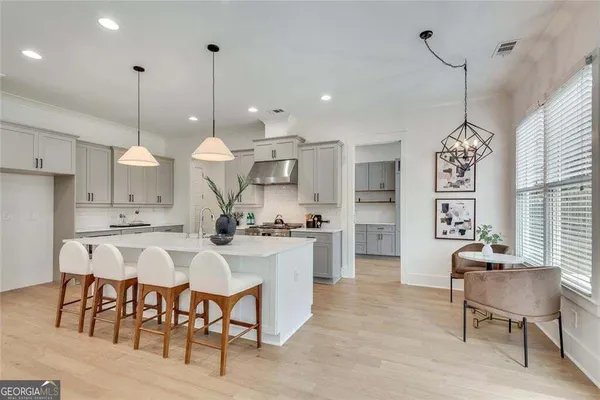 1536 SYLVESTER CIR