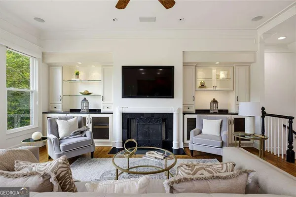 1133 PARK OVERLOOK DR