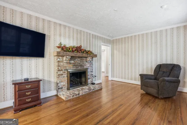 1333 E 52ND ST