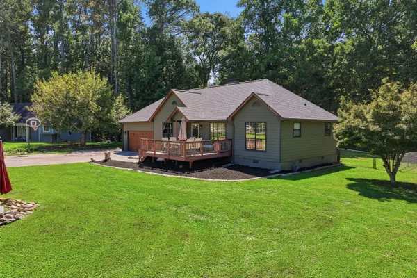 2010 TOMAHAWK LN