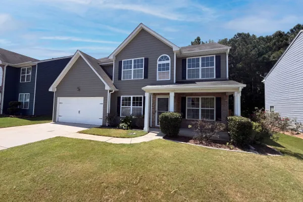 538 WALNUT WAY