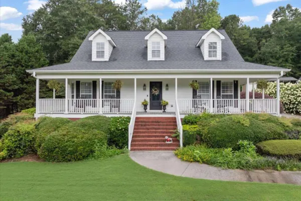 2011 WINDFIELD DR