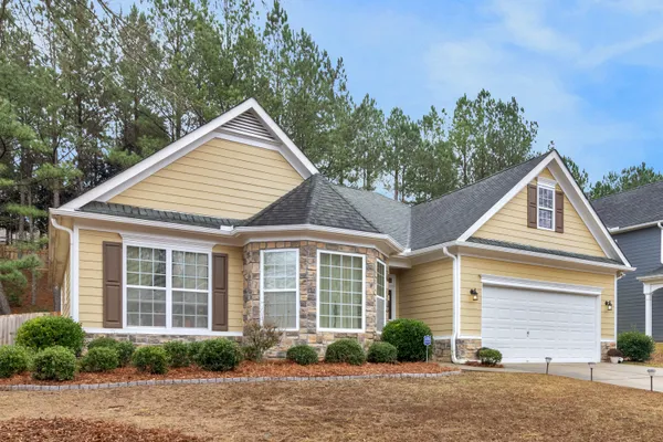 353 SOUTHGATE DR