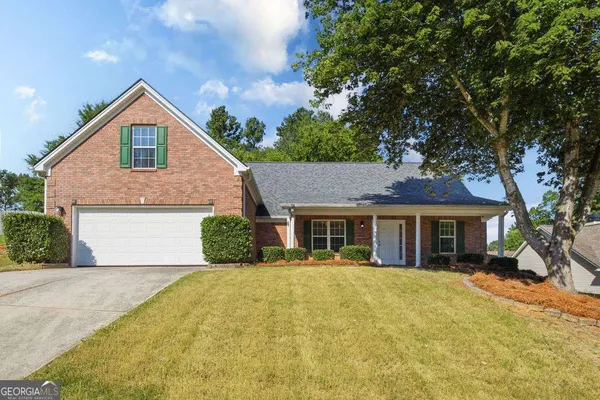 1095 JASMINE DR