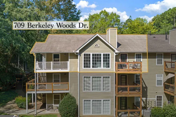 709 BERKELEY WOODS DR