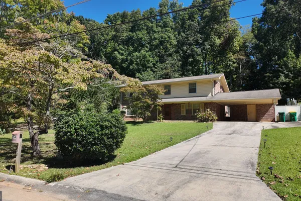754 VIRGINIA CIR 2