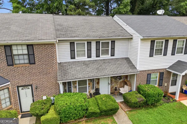 1445 SPRINGLEAF CIR