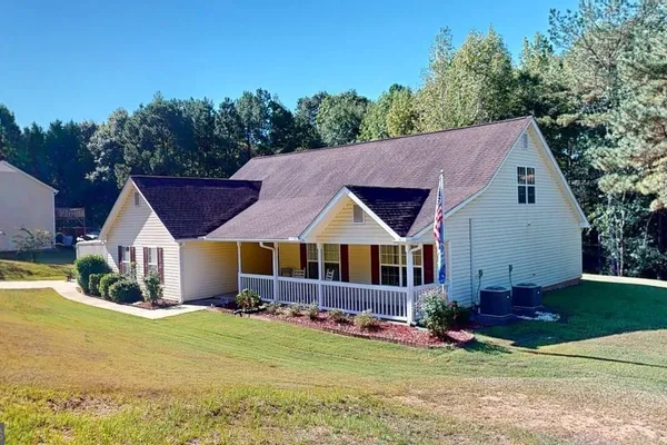 406 ARROWHATCHEE DR