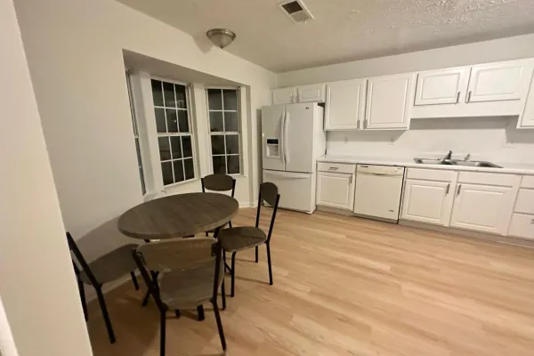 1181 VINTAGE POINTE DR