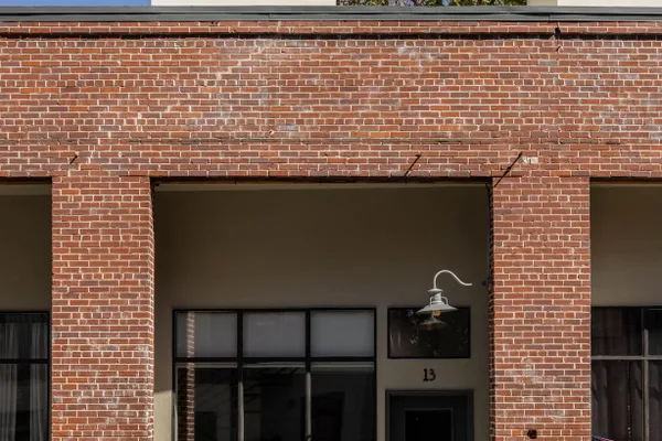 307 CHEROKEE AVE 13