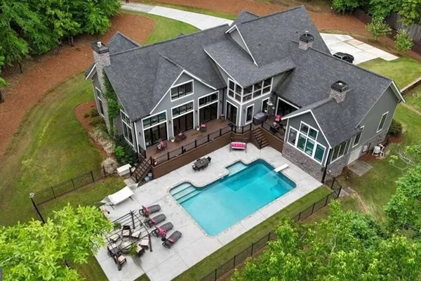 14 ALLATOONA ESTATES DR