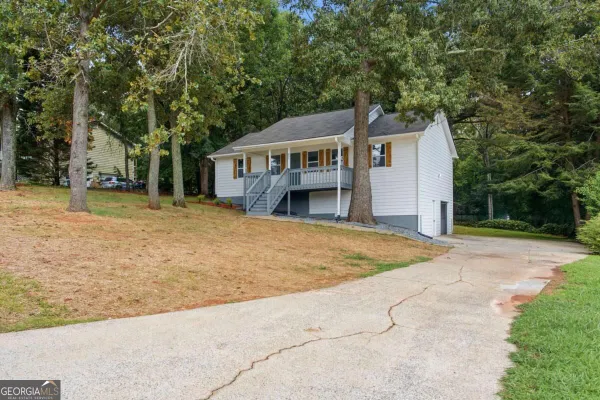431 WOODLAND ST