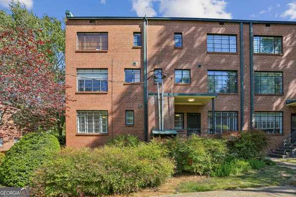 1391 NORMANDY DR 1