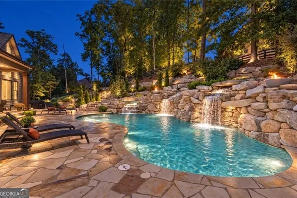 765 FOXHOLLOW RUN