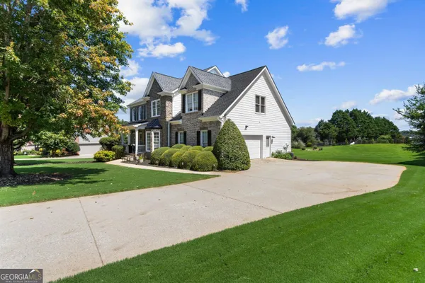 110 WHITAKER WAY