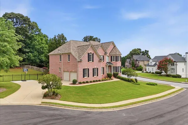 1734 WOODBOW PATH