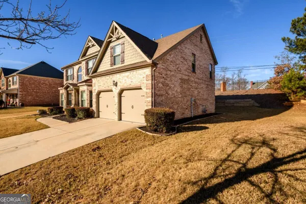 1979 TRINITY MILL DR