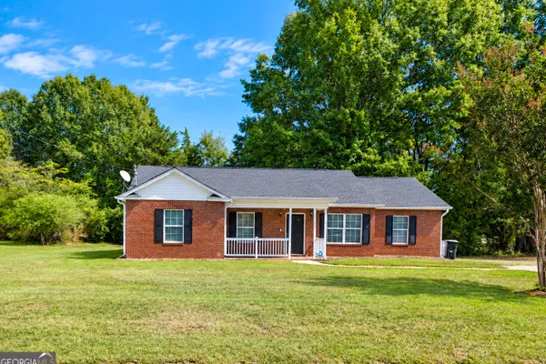 110 BRADLEY CIR