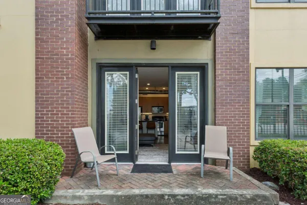 5300 PEACHTREE RD 101