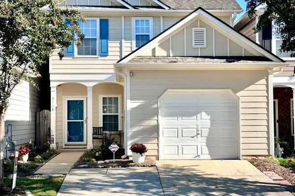 4706 AUTUMN ROSE TRL