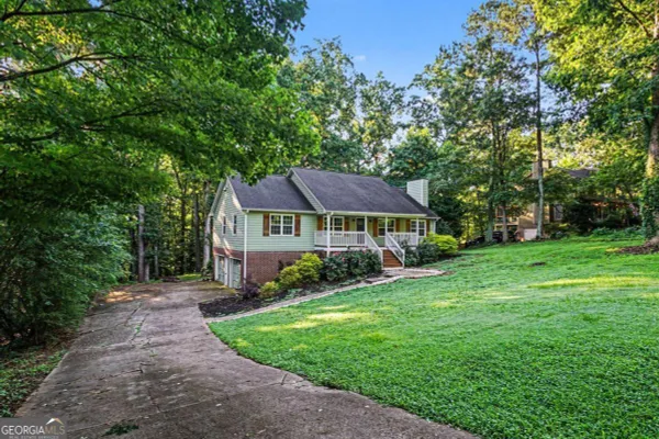 1037 ATHERTON LN