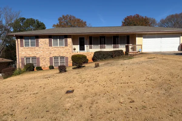 1056 WATERSIDE DR