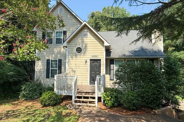 4680 WOODGLEN CT 1