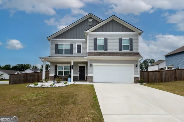 1229 LYNDHURST LN