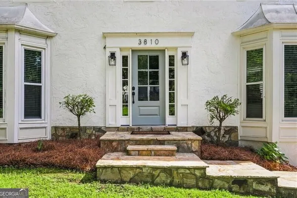 3810 RUNNING FOX DR