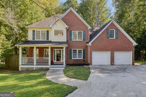 120 HOLLOW SPRINGS DR