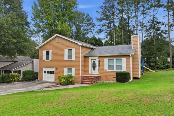 1668 WOODSONG CT